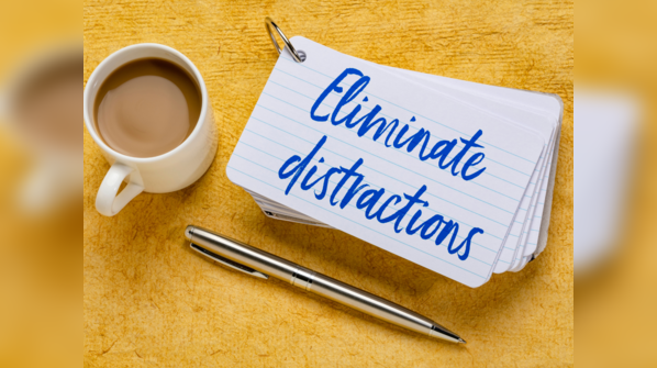 Reducing distractions to improve focus